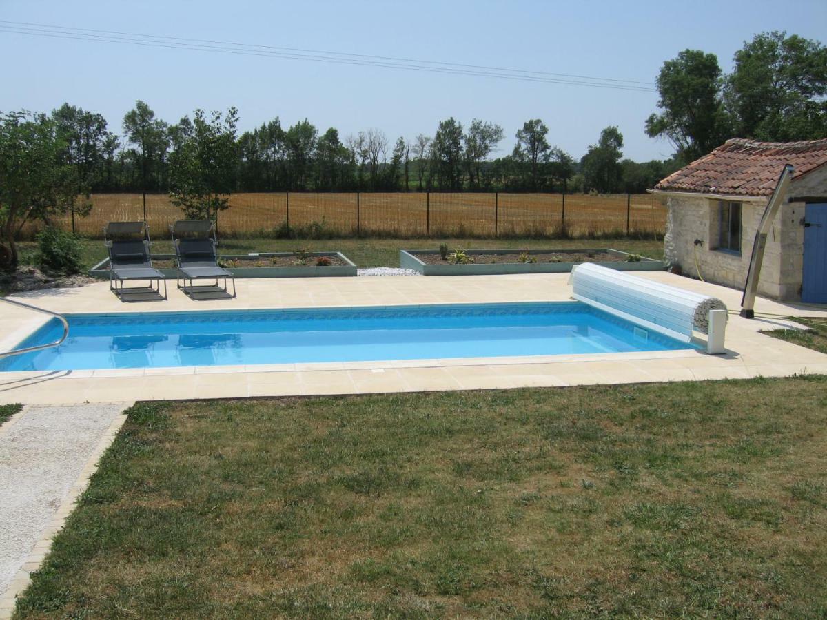Gite Du Puits - Breville Bagian luar foto